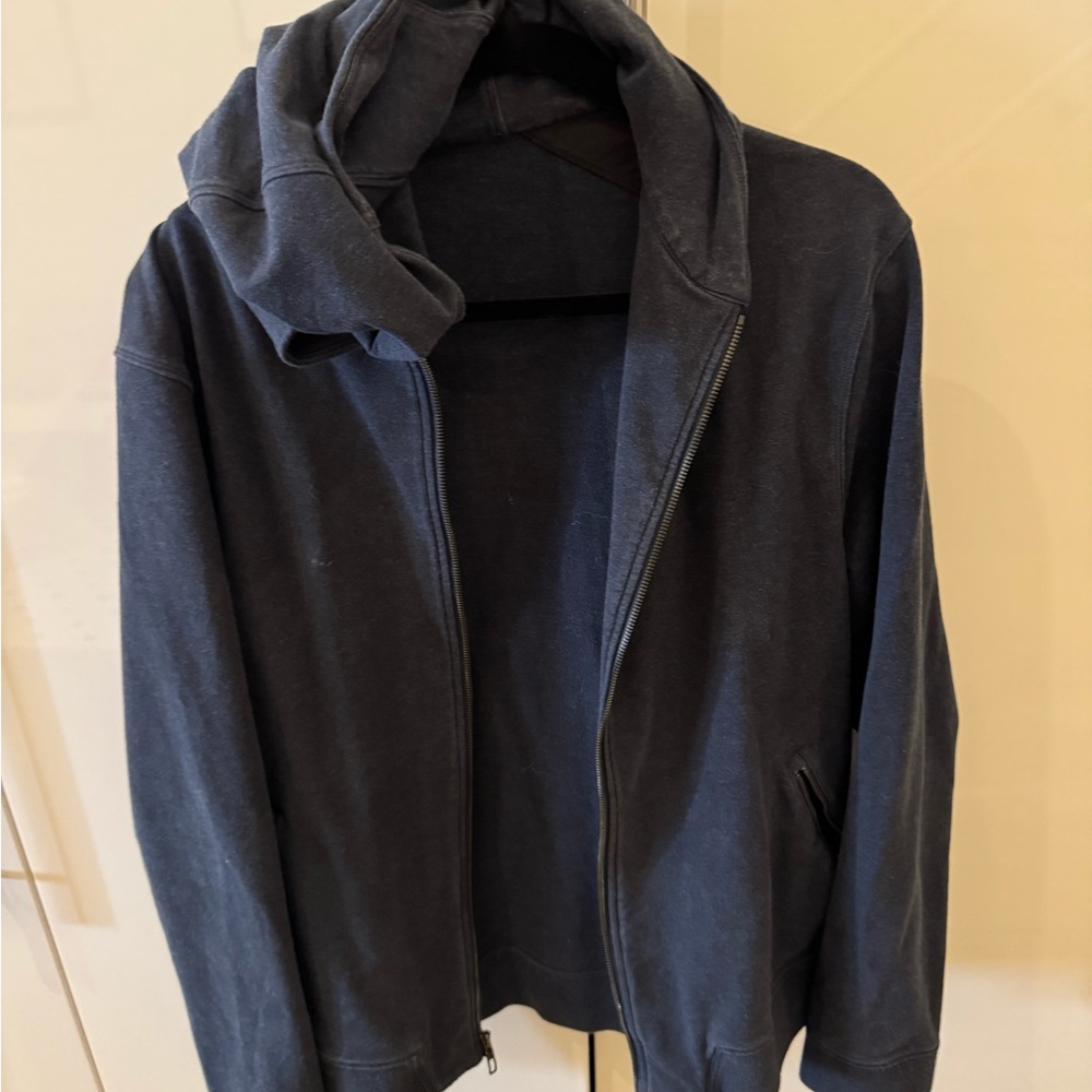 lululemon athletica Men's Navy Zip-Up Sweater